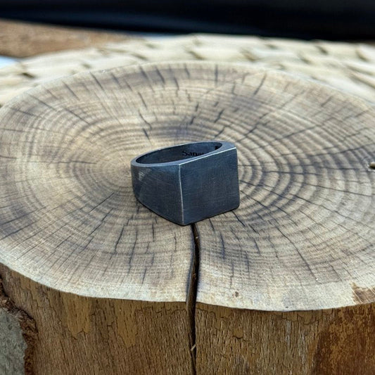 Erkek Kişiselleştirilebilir Gold Kare Yüzük